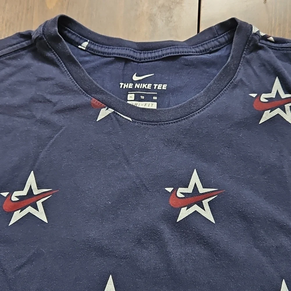 NIKE TSHIRT